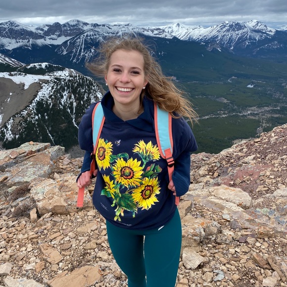 Meet your Posher, Shelby - Picture 1 of 1